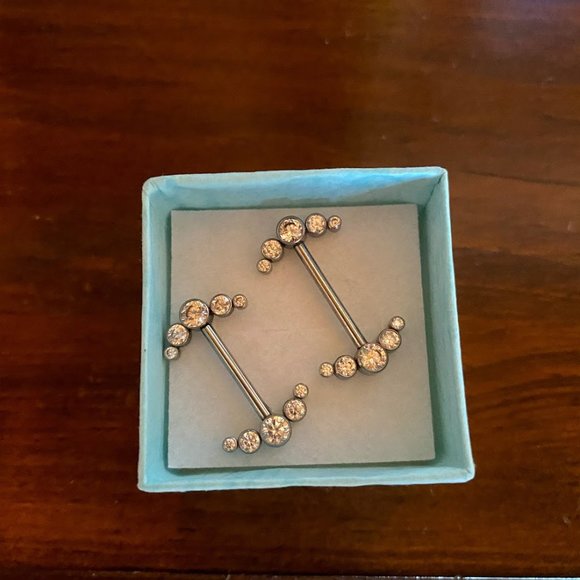 Titanium Nipple Barbell - Picture 4 of 4